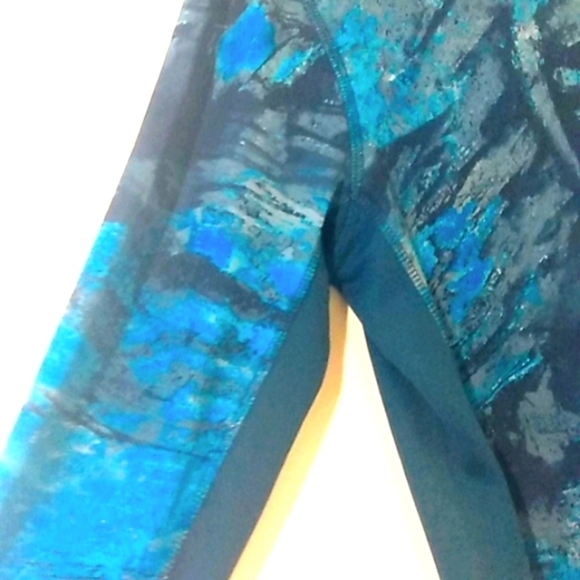 REALTREE ASPECT FISHING REVERSIBLE PERFORMANCE LONG SLEEVE TEE SHIRT SIZE SMALL - Picture 3 of 10